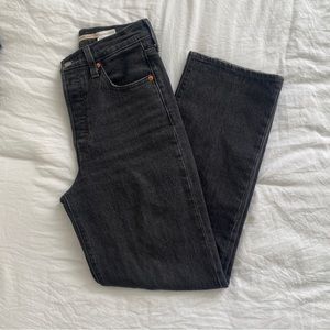 Levis Ribcage High Rise Jeans